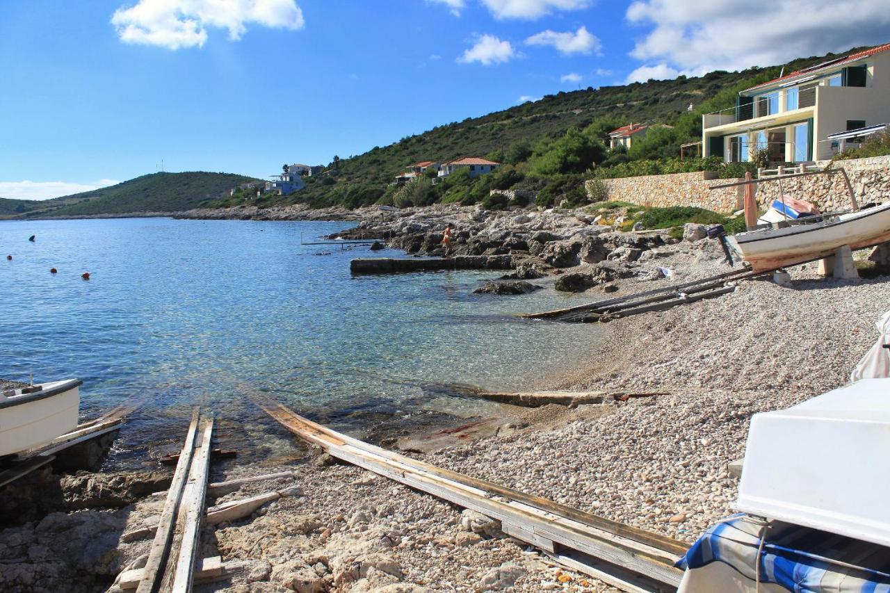 Apartments By The Sea Milna, Vis - 8896 Exterior foto